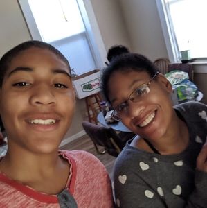 Meet your Posher, Victor